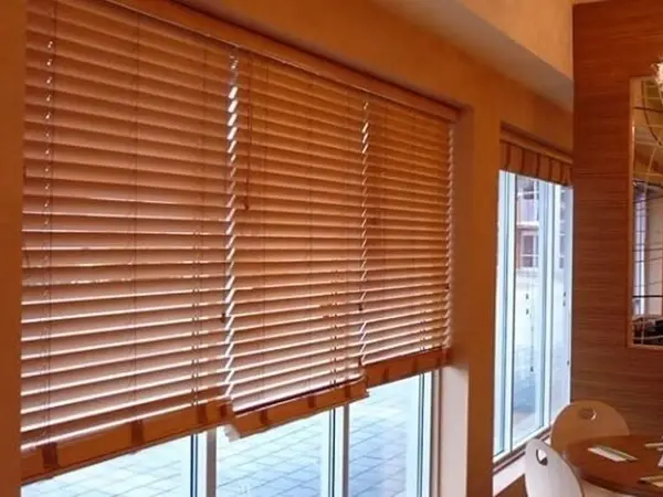 Persiana Hunter Douglas